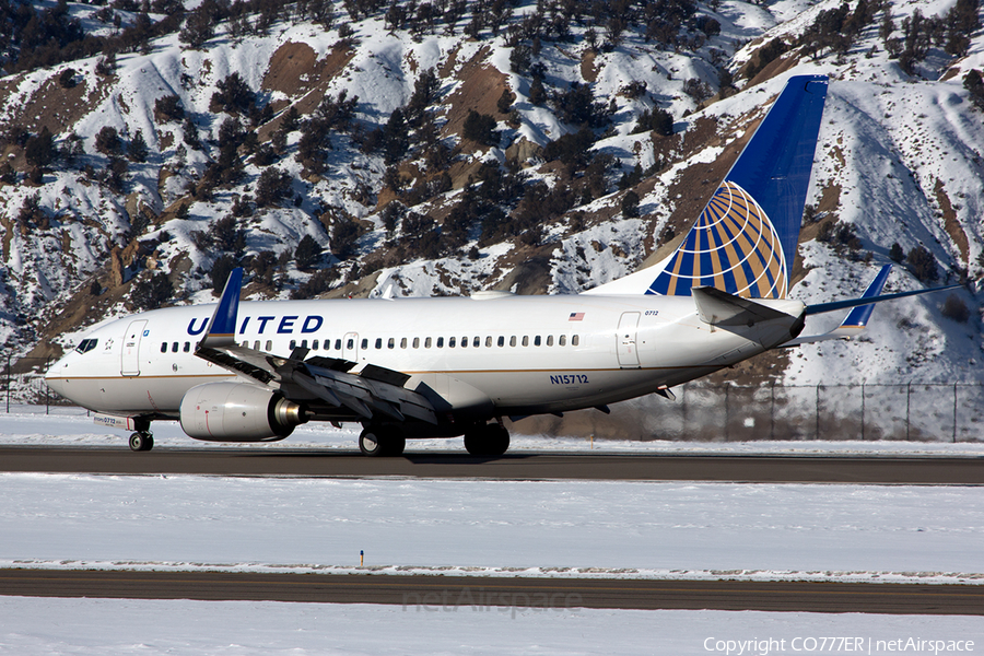 United Airlines Boeing 737-724 (N15712) | Photo 38321