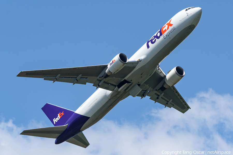 FedEx Boeing 767-3S2F(ER) (N158FE) | Photo 461484