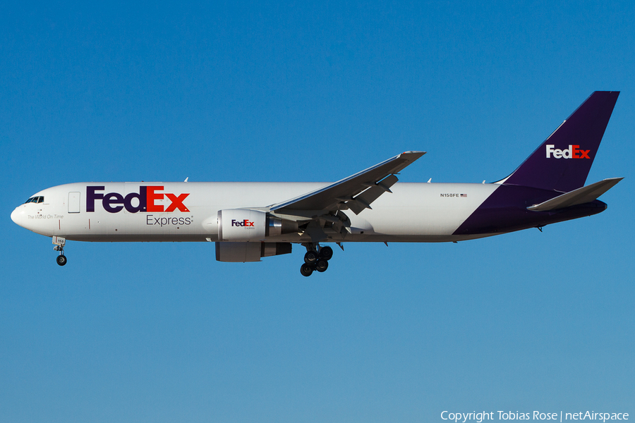 FedEx Boeing 767-3S2F(ER) (N158FE) | Photo 353760