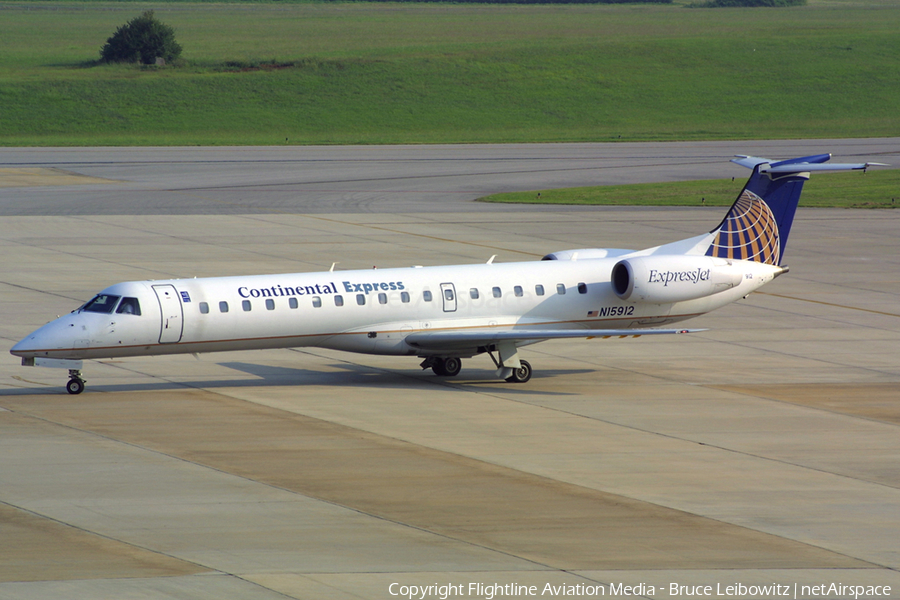 Continental Express (ExpressJet) Embraer ERJ-145LR (N15912) | Photo 91003