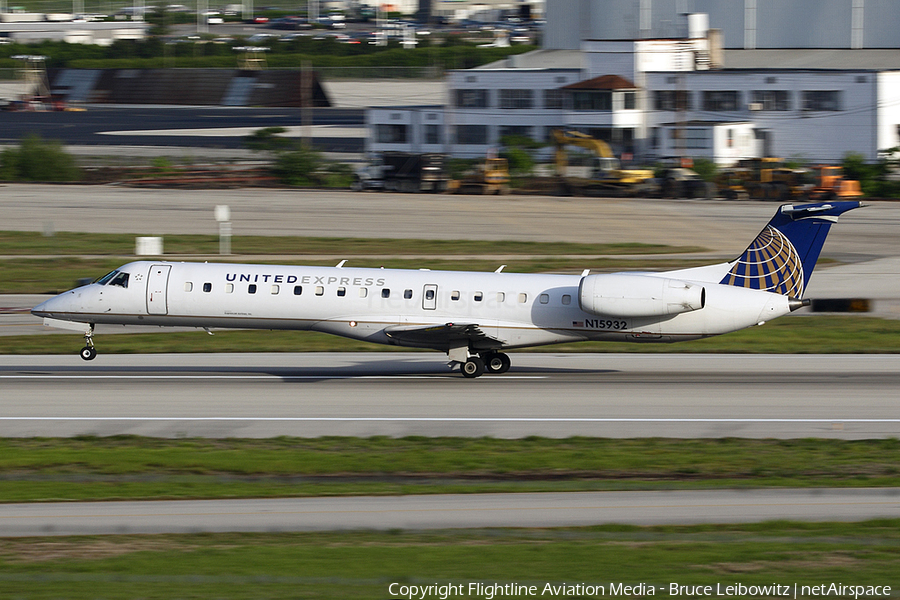 United Express (ExpressJet Airlines) Embraer ERJ-145EP (N15932) | Photo 88025