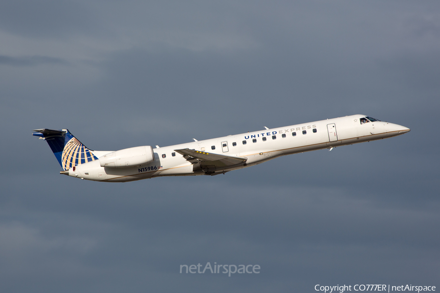 United Express (ExpressJet Airlines) Embraer ERJ-145LR (N15986) | Photo 31940