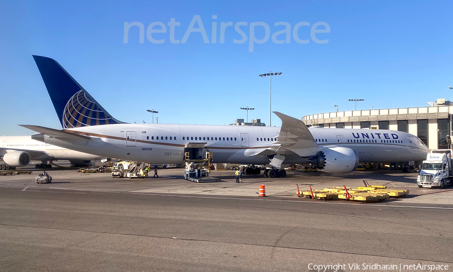 United Airlines Boeing 787-10 Dreamliner (N16008) | Photo 358800