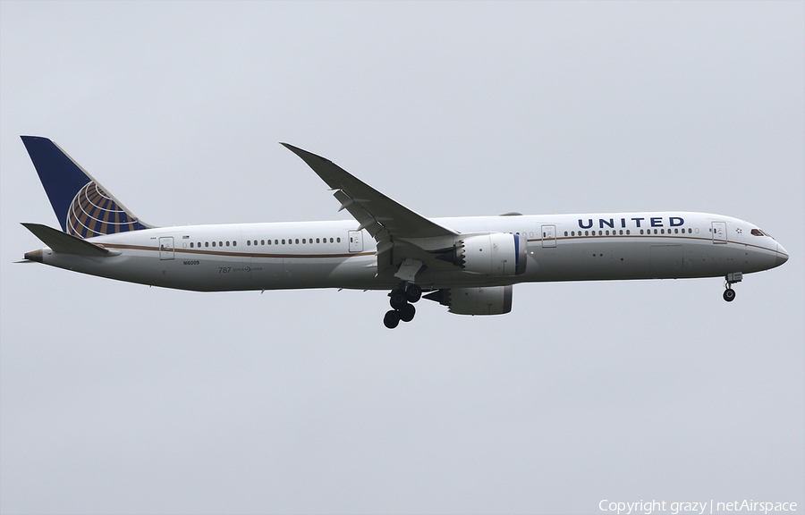 United Airlines Boeing 787-10 Dreamliner (N16009) | Photo 663086