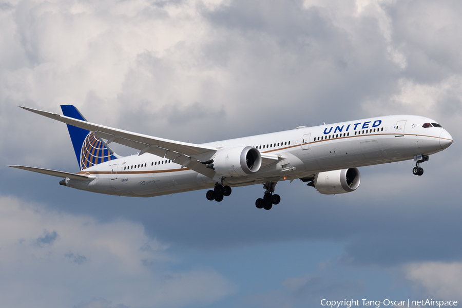 United Airlines Boeing 787-10 Dreamliner (N16009) | Photo 524266