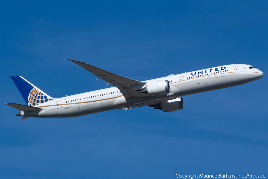 United Airlines Boeing 787-10 Dreamliner (N16009) | Photo 436386