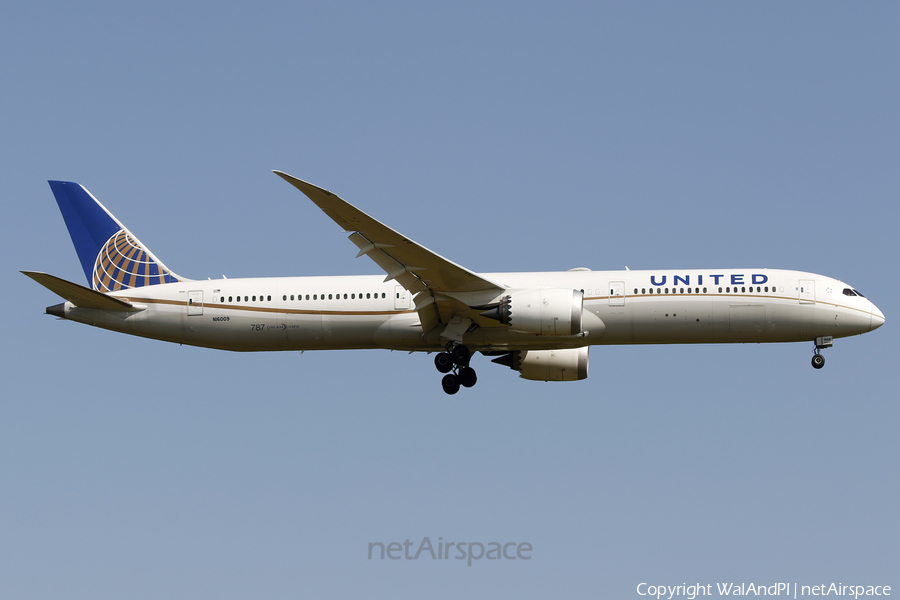 United Airlines Boeing 787-10 Dreamliner (N16009) | Photo 579935