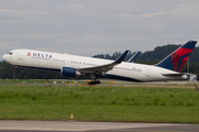 Delta Air Lines Boeing 767-332(ER) (N1602) at  Zurich - Kloten, Switzerland