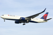 Delta Air Lines Boeing 767-332(ER) (N1603) at  London - Heathrow, United Kingdom