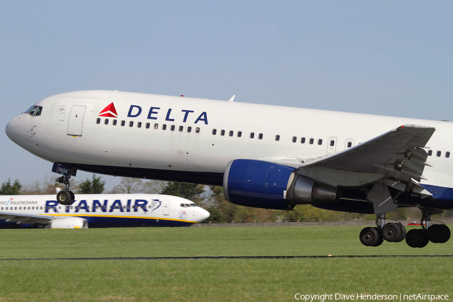 Delta Air Lines Boeing 767-332(ER) (N1604R) | Photo 5035