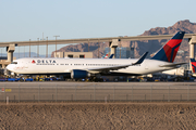 Delta Air Lines Boeing 767-332(ER) (N16065) at  Phoenix - Sky Harbor, United States