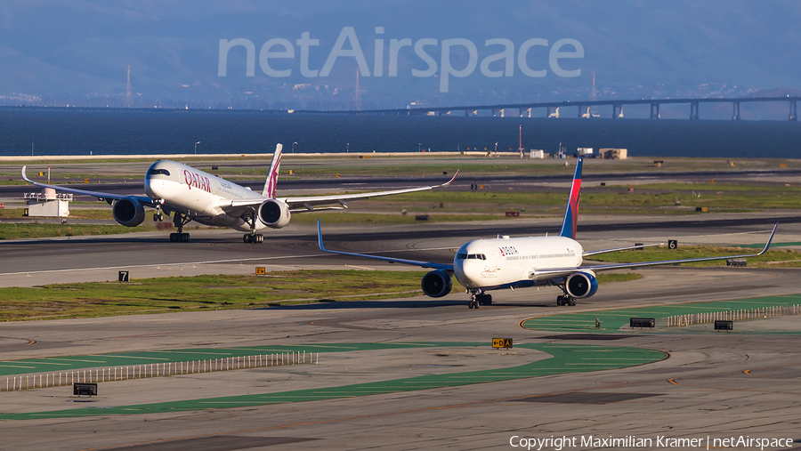 Delta Air Lines Boeing 767-332(ER) (N16065) | Photo 502904