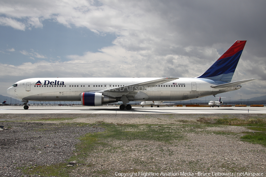 Delta Air Lines Boeing 767-332(ER) (N16065) | Photo 174038