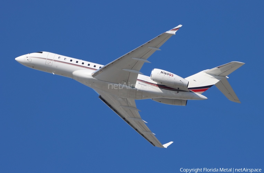 NetJets Bombardier BD-700-1A10 Global 6000 (N160QS) | Photo 660225