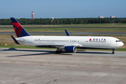 Delta Air Lines Boeing 767-332(ER) (N1611B) at  Berlin - Tegel, Germany