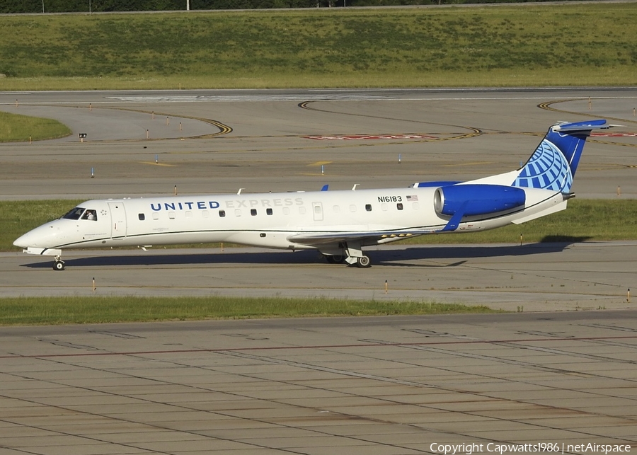 United Express (ExpressJet Airlines) Embraer ERJ-145XR (N16183) | Photo 556813