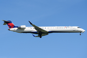 Delta Connection (SkyWest Airlines) Bombardier CRJ-900LR (N161PQ) at  Windsor Locks - Bradley International, United States