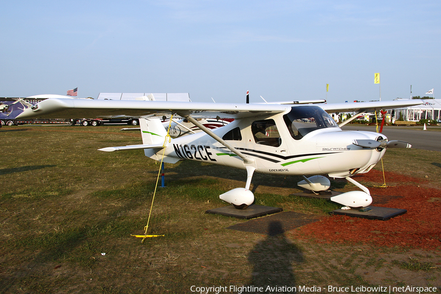 Cessna Aircraft Cessna 162 Skycatcher (N162CE) | Photo 166069