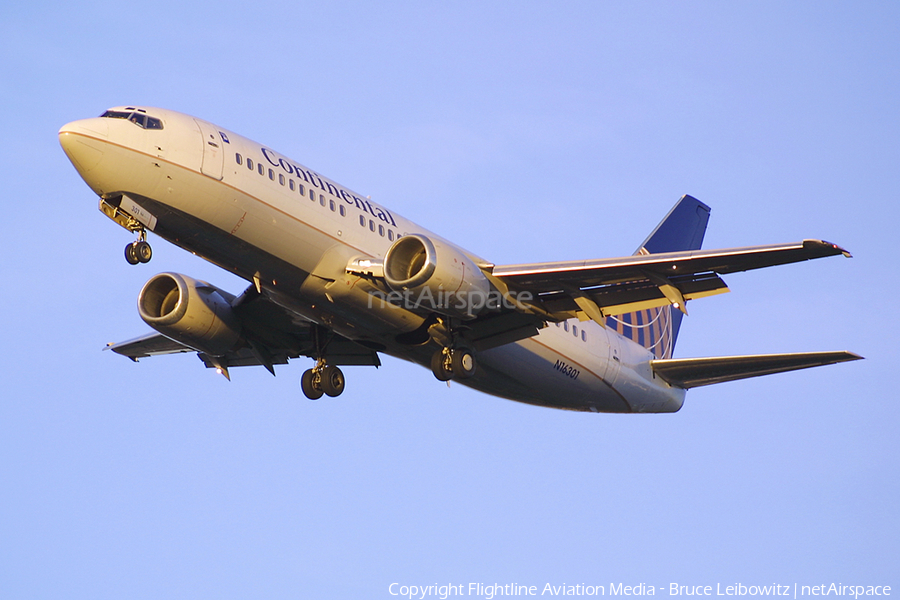 Continental Airlines Boeing 737-3T0 (N16301) | Photo 188845