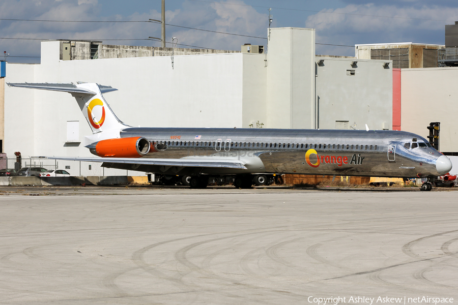 Orange Air McDonnell Douglas MD-82 (N16545) | Photo 145570