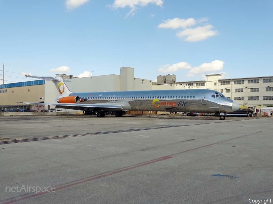Orange Air McDonnell Douglas MD-82 (N16545) | Photo 352125