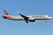 American Airlines Airbus A321-231 (N165NN) at  Dallas/Ft. Worth - International, United States