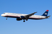 US Airways Airbus A321-211 (N165US) at  Philadelphia - International, United States