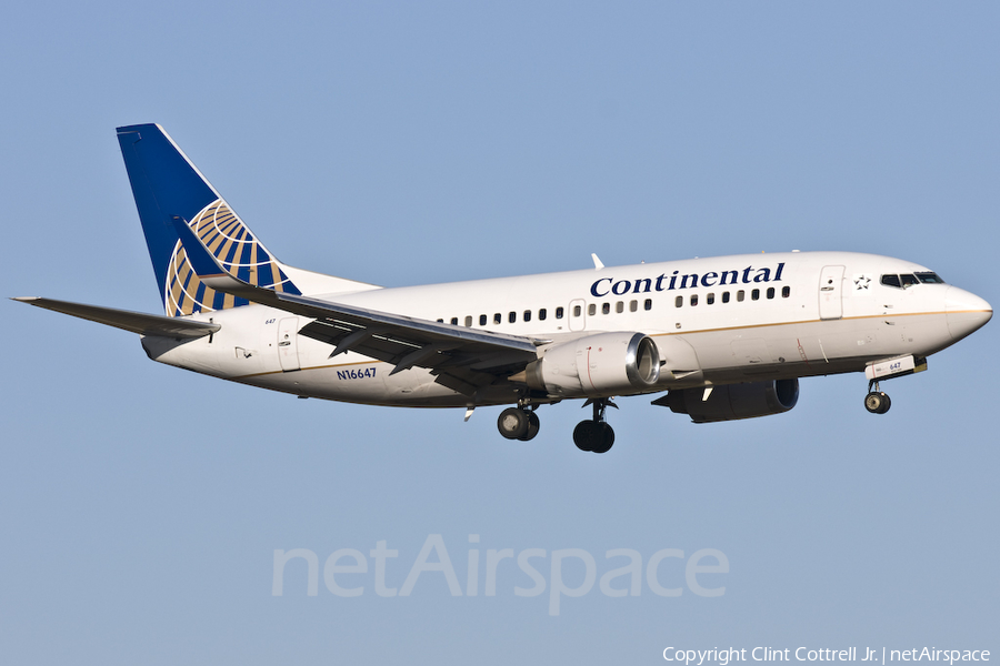Continental Airlines Boeing 737-524 (N16647) | Photo 41893