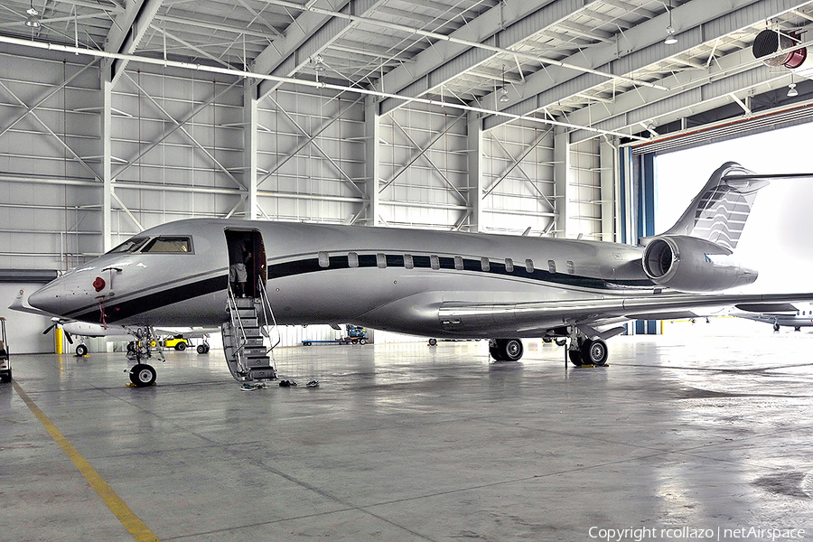 (Private) Bombardier BD-700-1A11 Global 5000 (N166MK) | Photo 97972