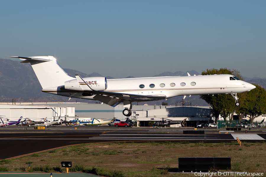 Clay Lacy Aviation Gulfstream G-V (N168CE) | Photo 541388