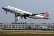 China Airlines Boeing 747-409 (N168CL) at  Taipei - Taoyuan, Taiwan