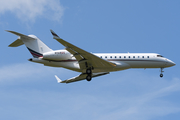 NetJets Bombardier BD-700-1A10 Global 6500 (N168QS) at  Windsor Locks - Bradley International, United States