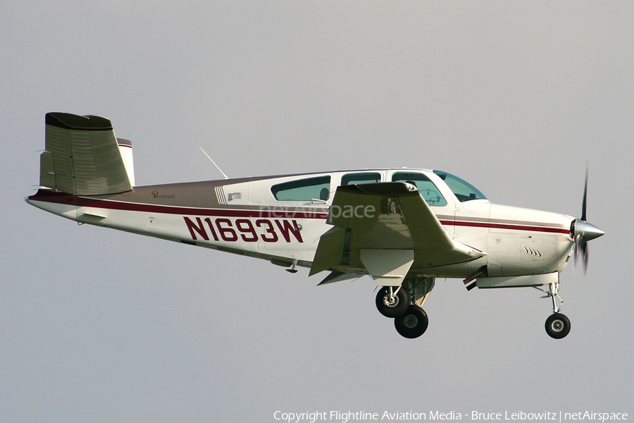 (Private) Beech V35B Bonanza (N1693W) | Photo 177612