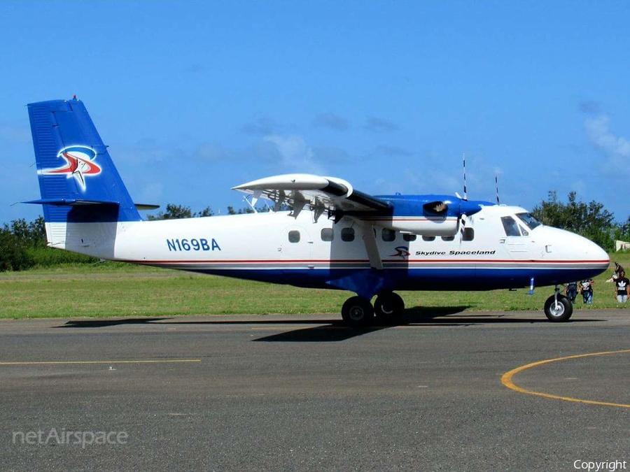 Skydive Spaceland Atlanta de Havilland Canada DHC-6-100 Twin Otter (N169BA) | Photo 220138