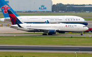 Delta Air Lines Boeing 767-332(ER) (N169DZ) at  Amsterdam - Schiphol, Netherlands