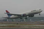 Delta Air Lines Boeing 767-332(ER) (N169DZ) at  Zurich - Kloten, Switzerland
