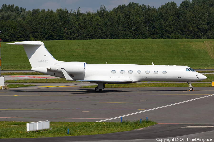 (Private) Gulfstream G-V-SP (G550) (N169SD) | Photo 181022