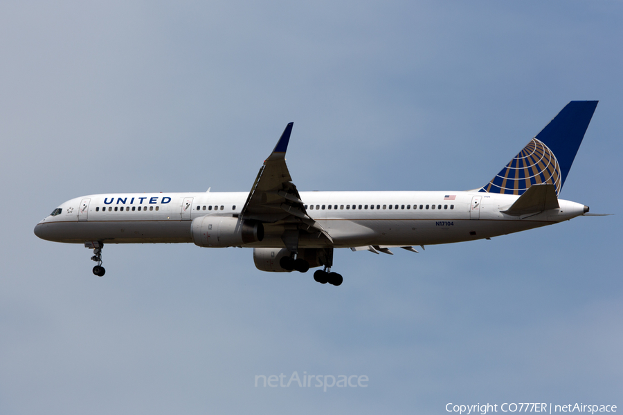 United Airlines Boeing 757-224 (N17104) | Photo 79615