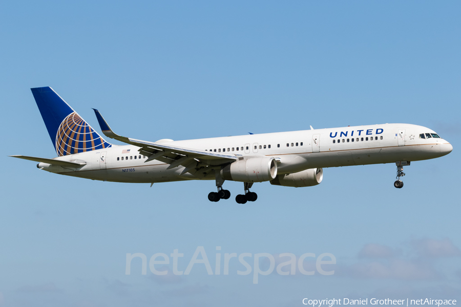 United Airlines Boeing 757-224 (N17105) | Photo 165259