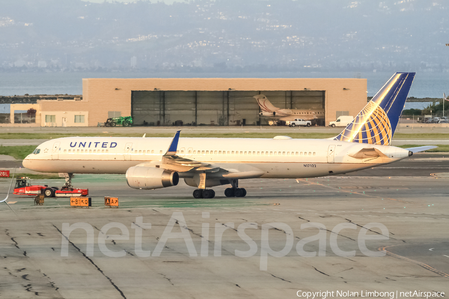United Airlines Boeing 757-224 (N17122) | Photo 426802