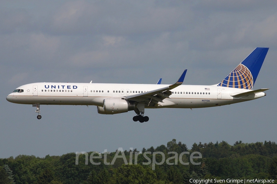 United Airlines Boeing 757-224 (N17126) | Photo 22473