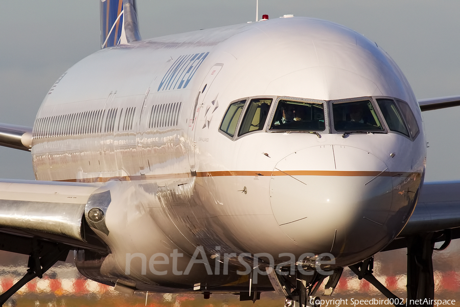 United Airlines Boeing 757-224 (N17126) | Photo 109138