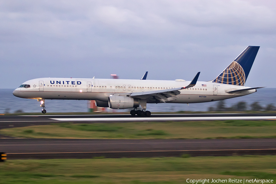 United Airlines Boeing 757-224 (N17126) | Photo 186521