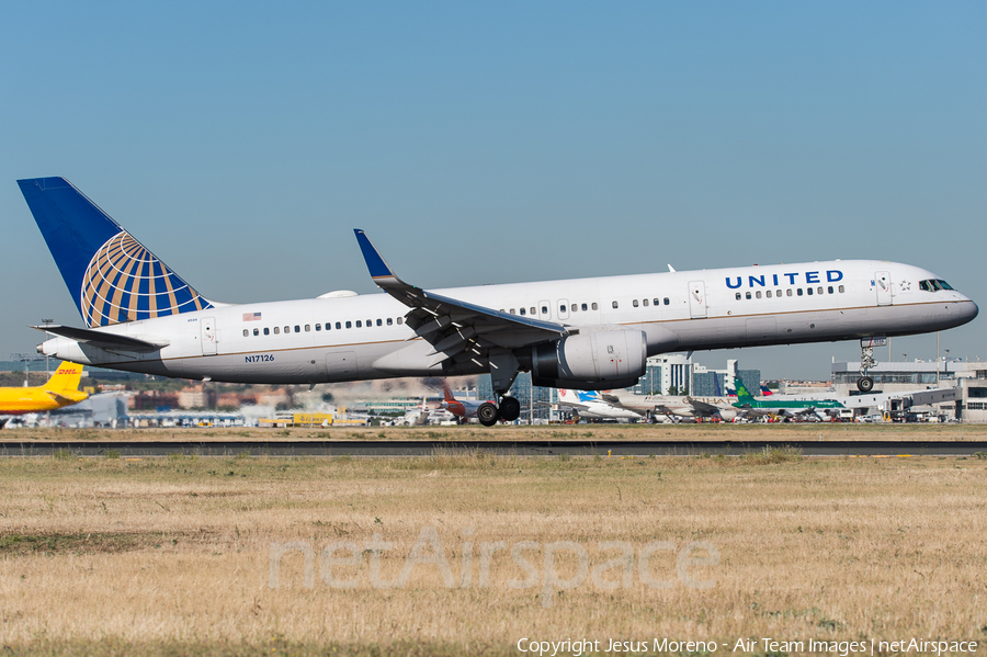 United Airlines Boeing 757-224 (N17126) | Photo 171684