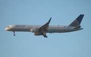 United Airlines Boeing 757-224 (N17126) at  San Francisco - International, United States