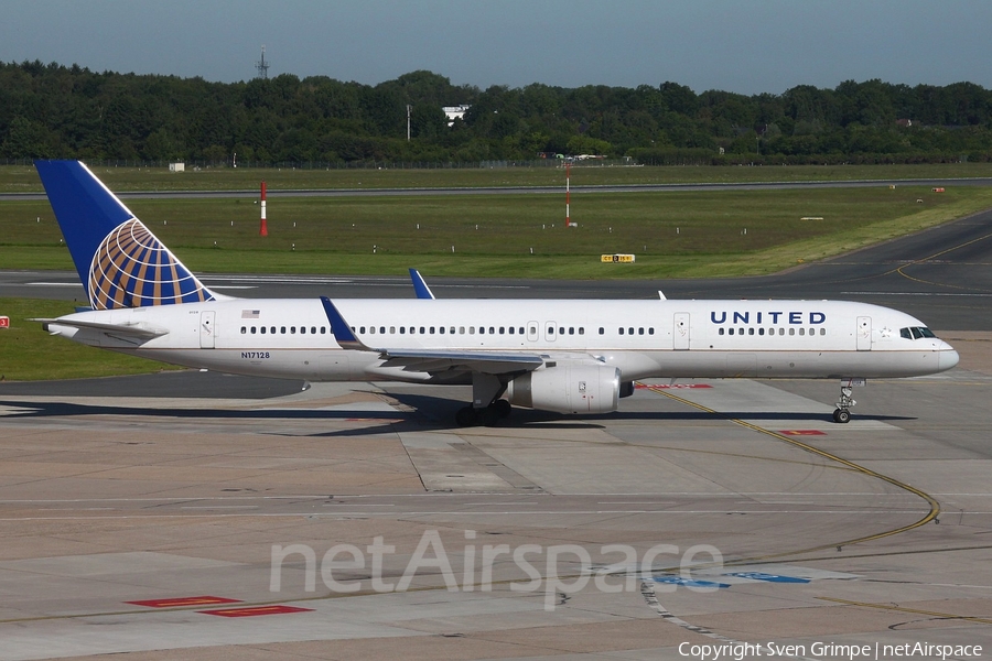 United Airlines Boeing 757-224 (N17128) | Photo 27181