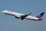 United Airlines Boeing 757-224 (N17128) at  Hamburg - Fuhlsbuettel (Helmut Schmidt), Germany