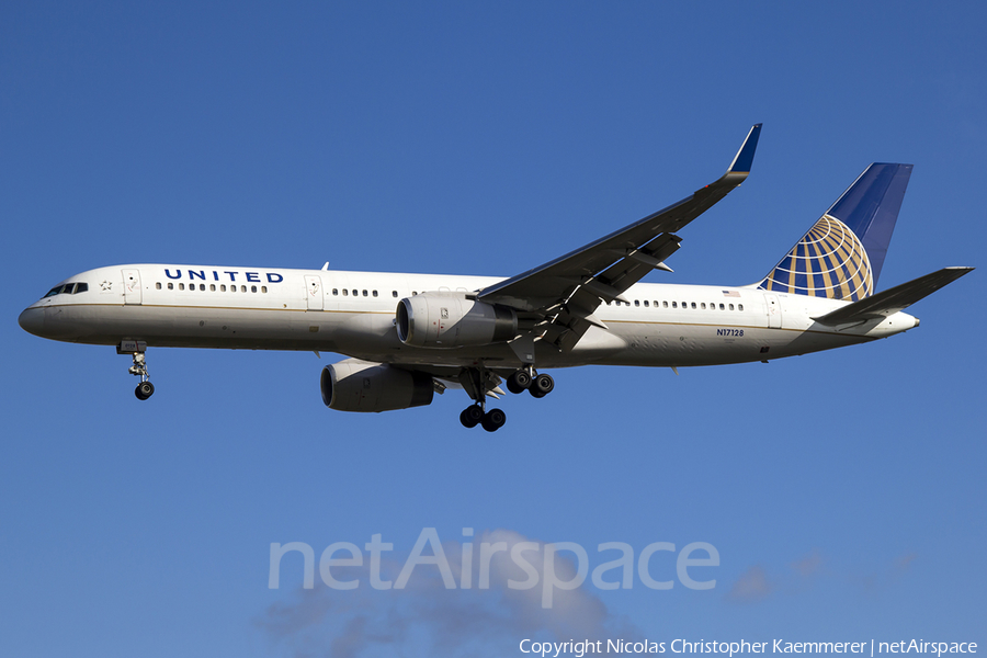 United Airlines Boeing 757-224 (N17128) | Photo 158841