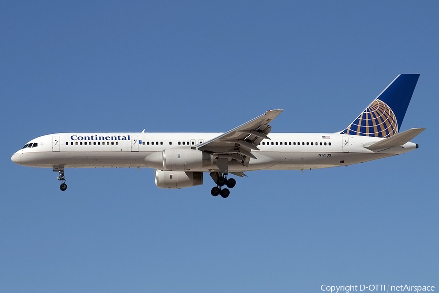 Continental Airlines Boeing 757-224 (N17133) | Photo 178804