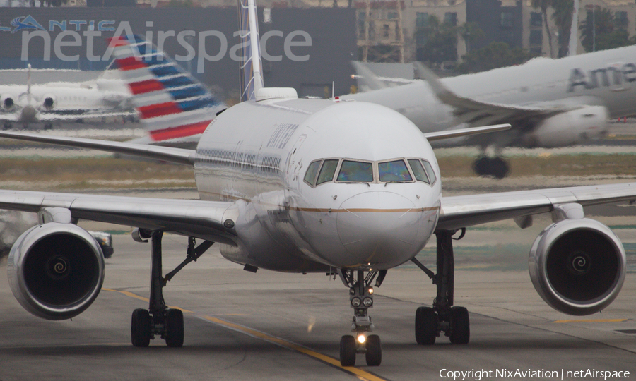 United Airlines Boeing 757-224 (N17133) | Photo 586964